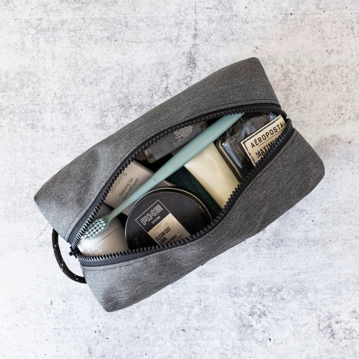 Travel Kit & Toiletry Bag Aviator - Travel Kit & Toiletry Bag