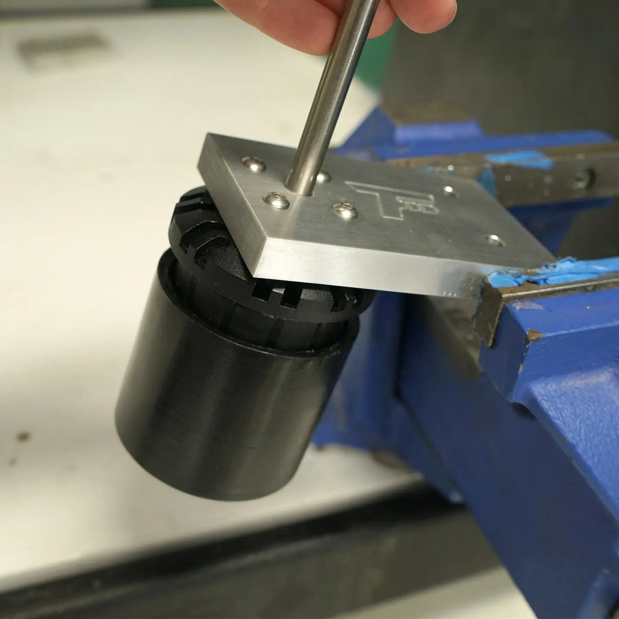 FOIL DRIVE: Motor Separation Jig