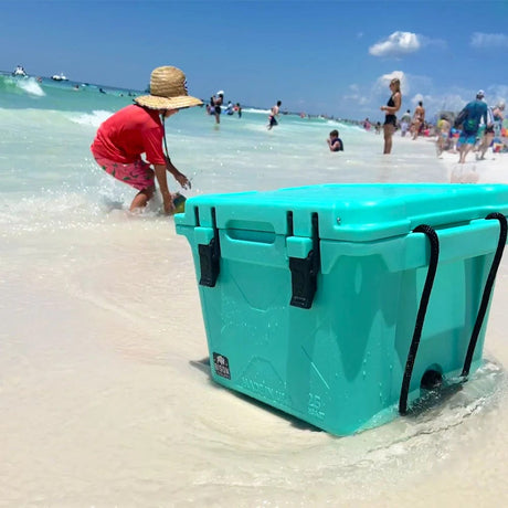 25 QT Cooler SEAFOAM SEAFOAM 25 QT BISON COOLER