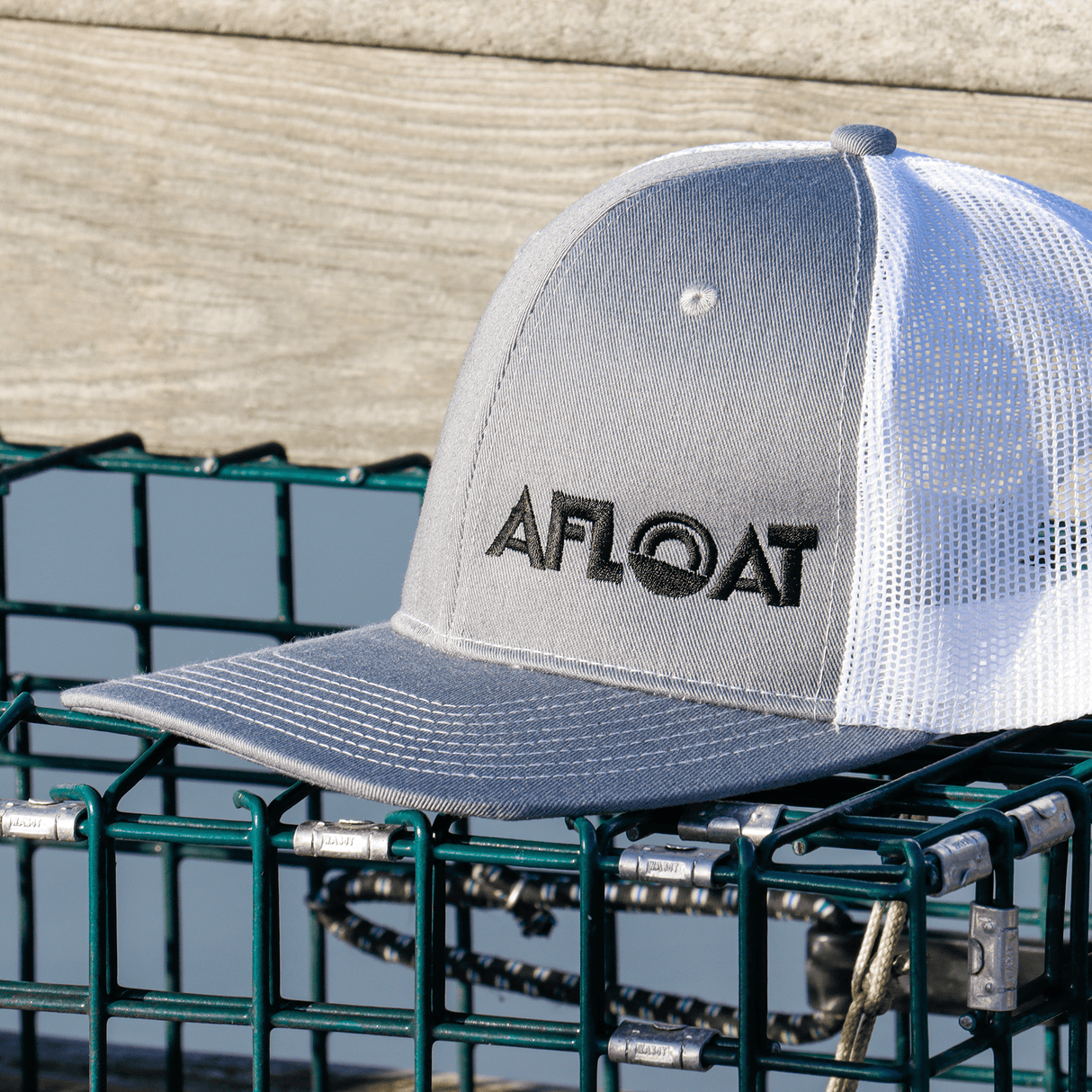 Snapback Heather Grey AFLOAT Snapback Trucker Hat